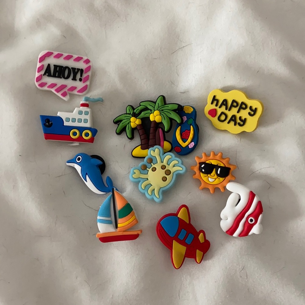 Crocs charms new
